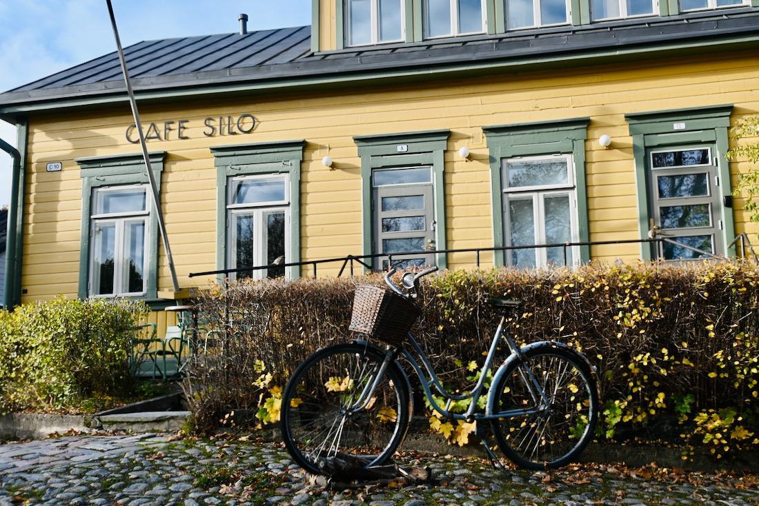 Ein kleines Cafe auf Soumenlinna