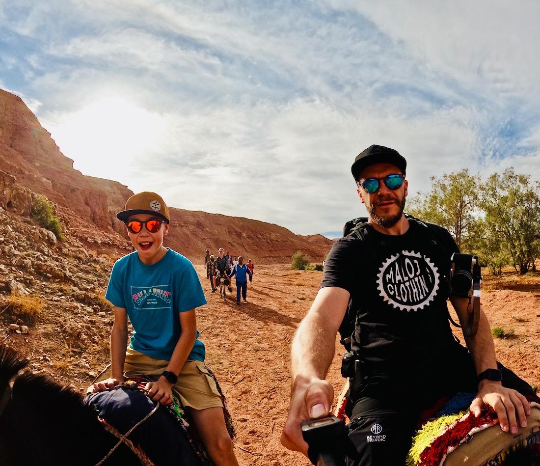 Esel-Reiten im Ounila Valley in Marokko