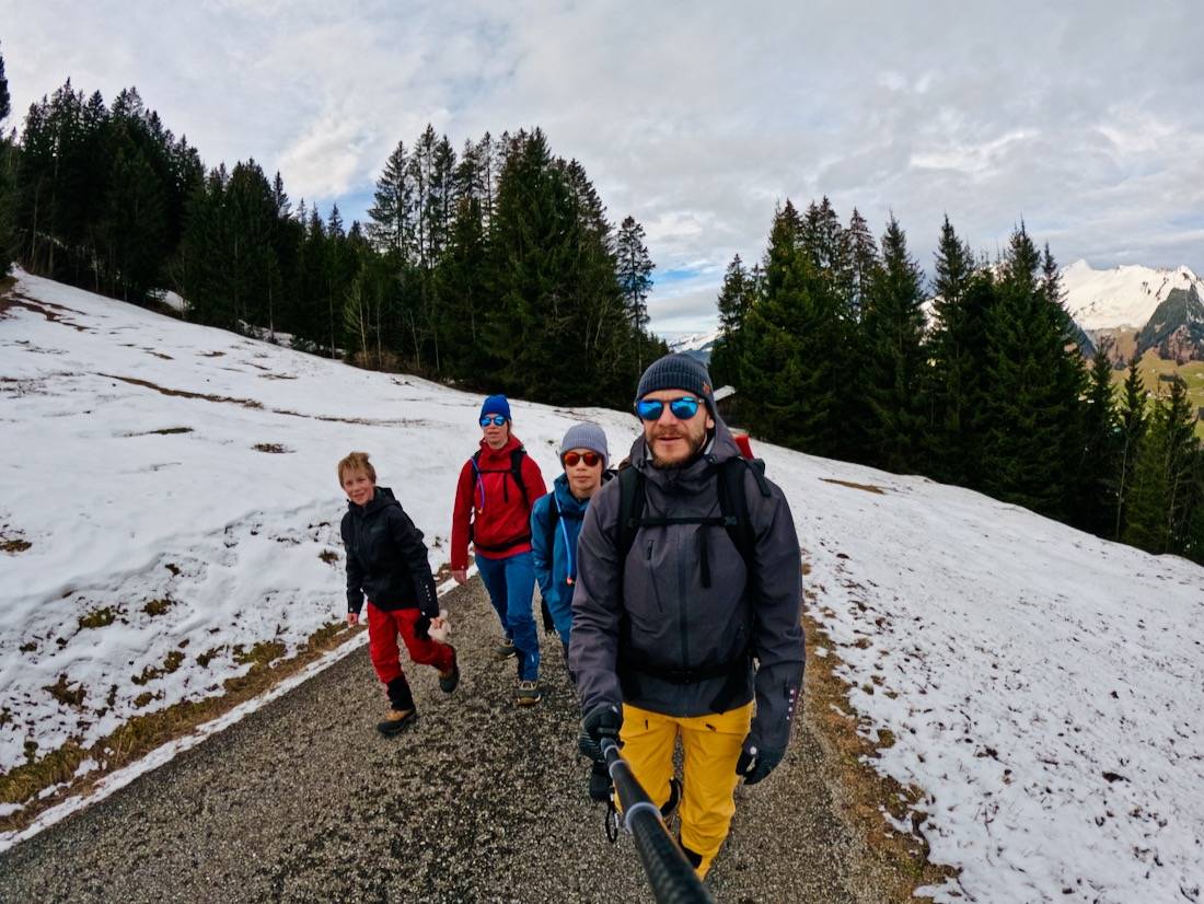 Wir wandern in Sonntag-Stein