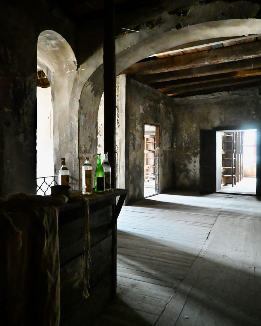 Brauner Hirsch Görlitz Görliwood Kulisse