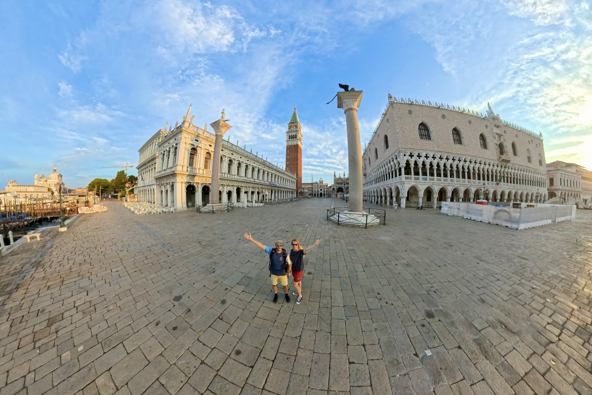 Fravely fahren mit dem Fahrrad nach Venedig