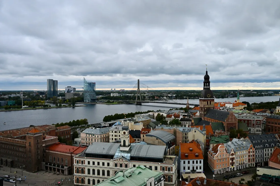 Blick über Riga von der Peterskirche in Lettland