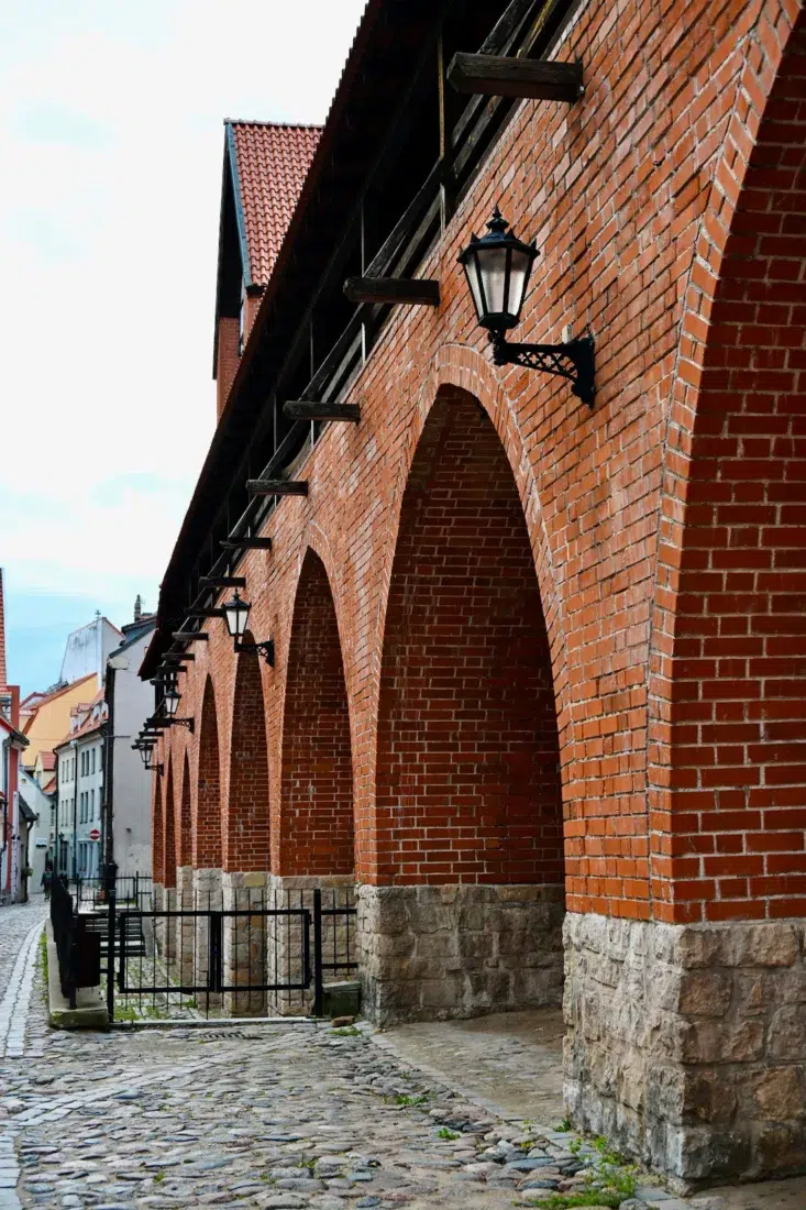 Die alte Stadtmauer Riga in Lettland