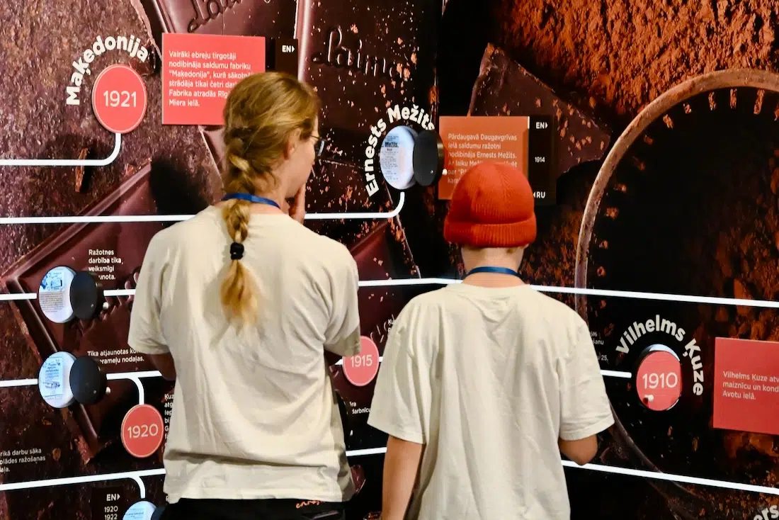 Melanie und Ben im Laima Schokoladenmuseum