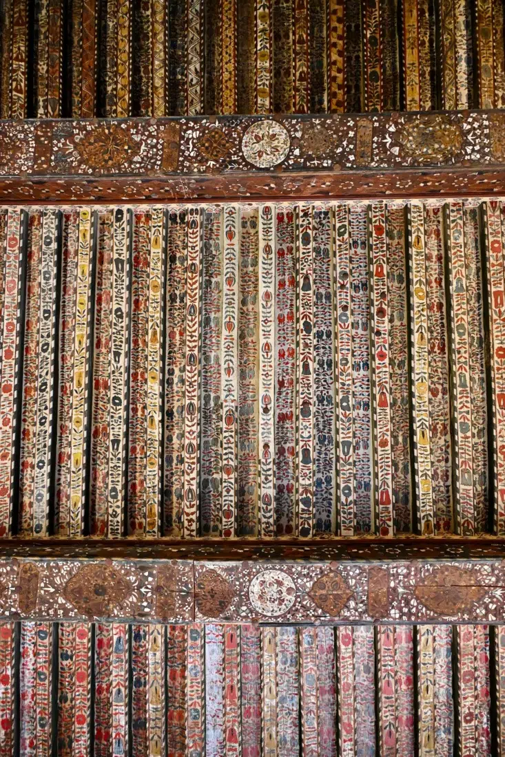 Deckenmalerei in der Festung Jabrin