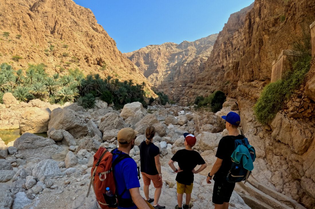 Fravely unterwegs im Wadi Shab im Oman