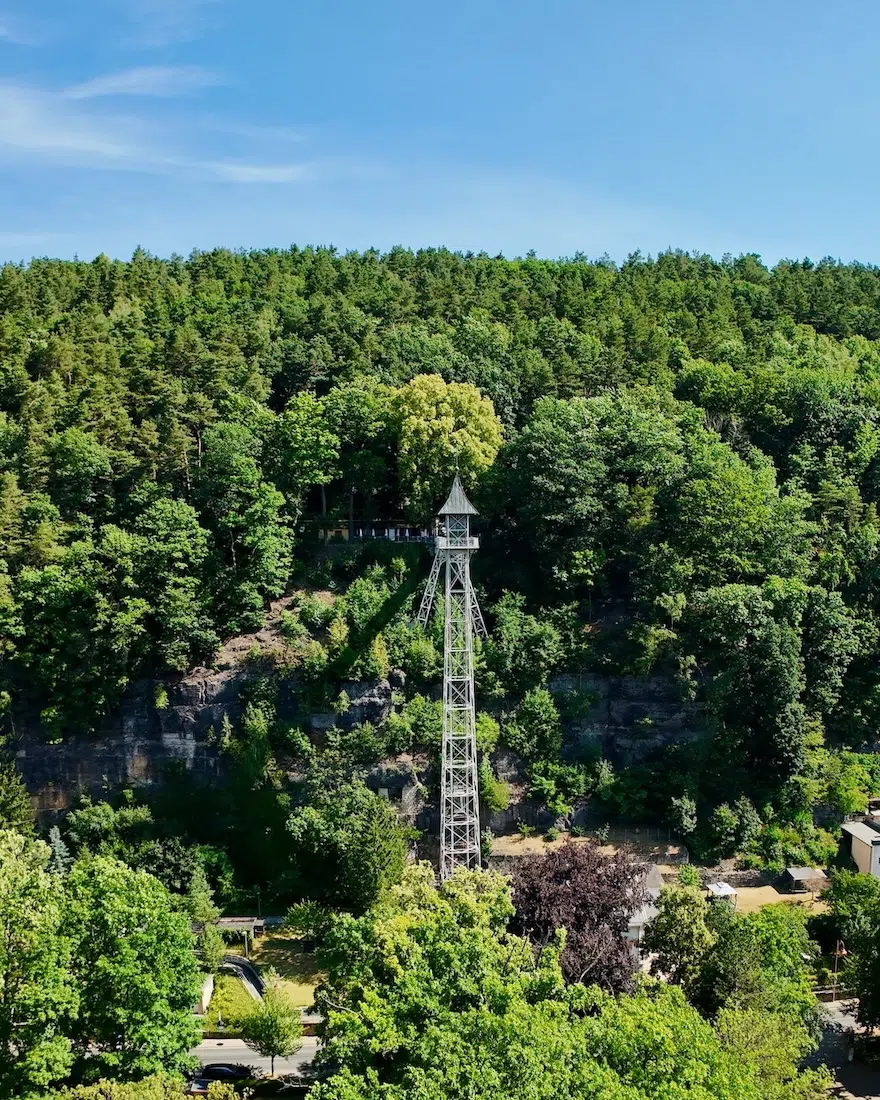 Der historische Personenaufzug in Bad Schandau