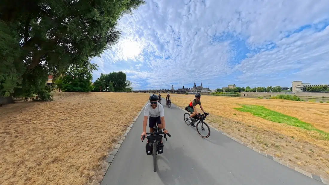 Fravely auf dem Elberadweg