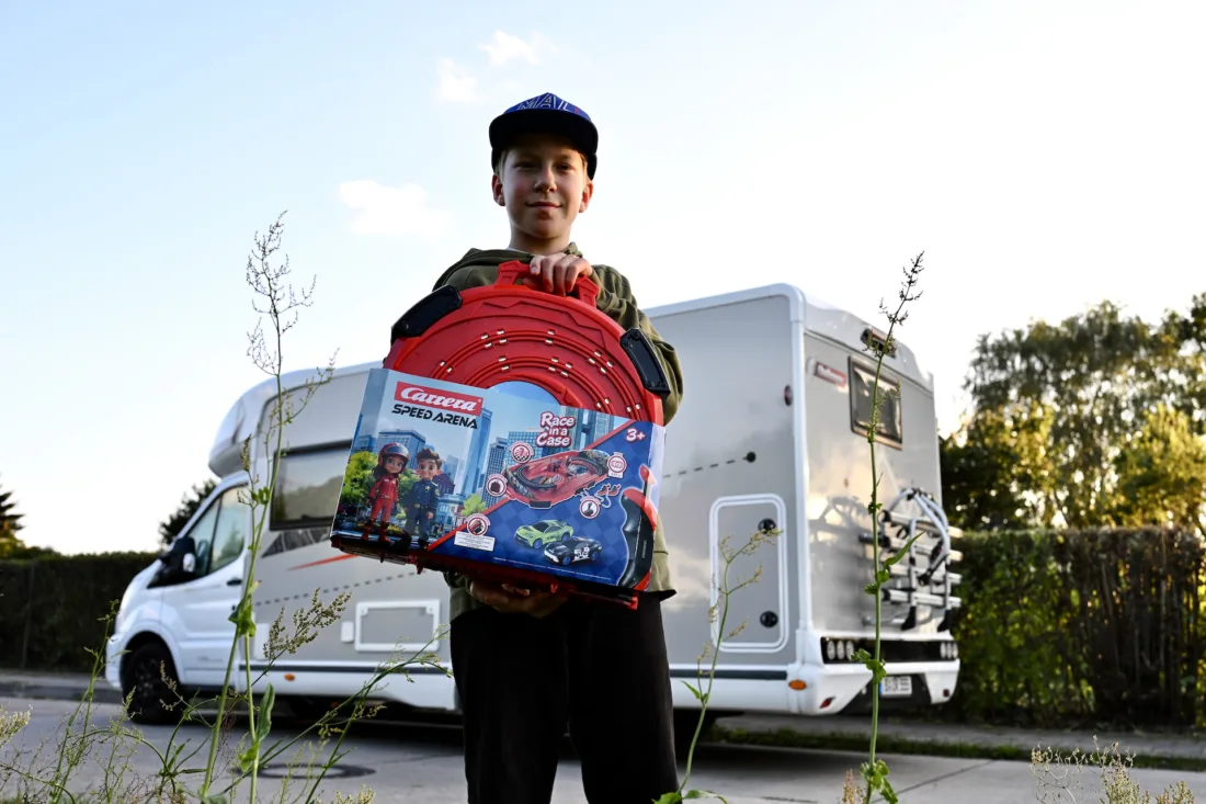 Carrera Race in Case Der perfekte Reisebegleiter für rasante Camper-Abenteuer mit Kindern