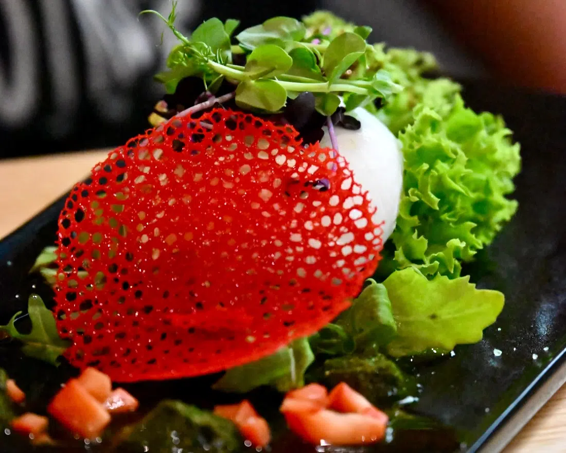 Essen im Wirtshaus zur Bleaml Alm im Fichtelgebirge