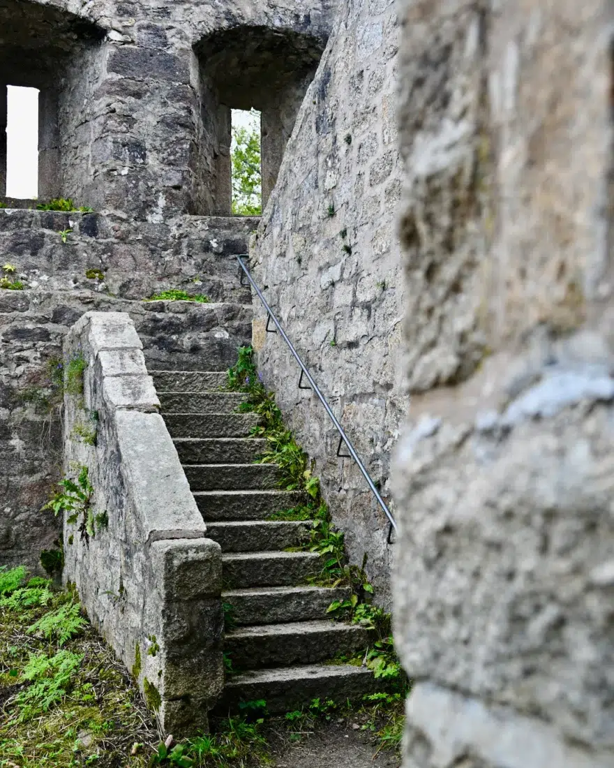 Treppe in der Burgruine Epprechtstein