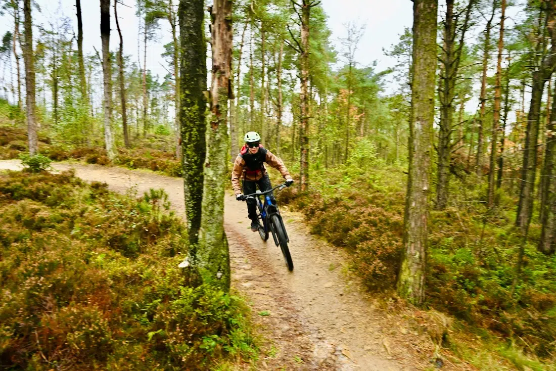 Flo auf dem Ladys Cannings MTB Trail