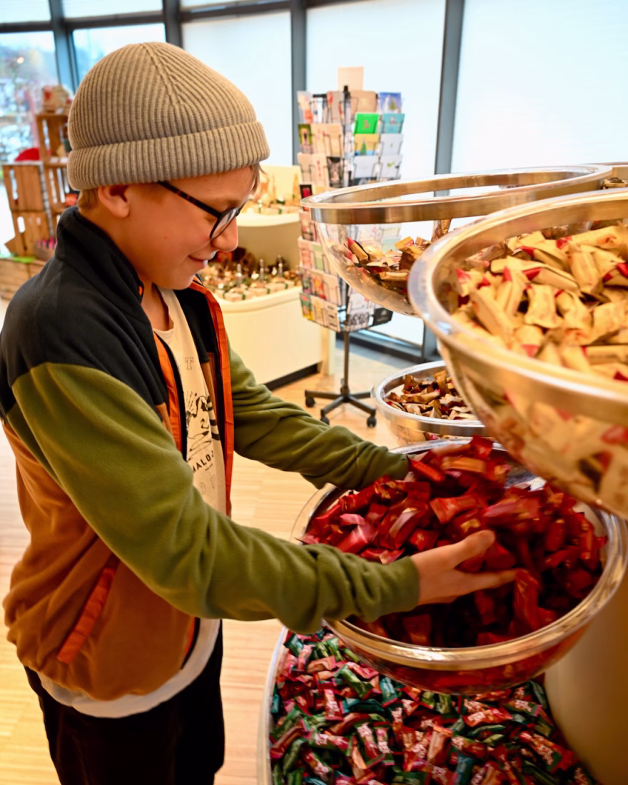 Ben in der Viba Nougatwelt in Thüringen
