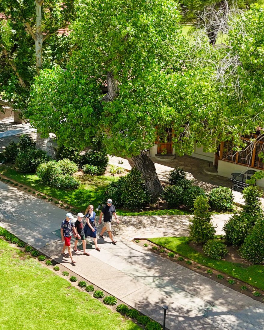 fravely im Midgard von O&L Leisure