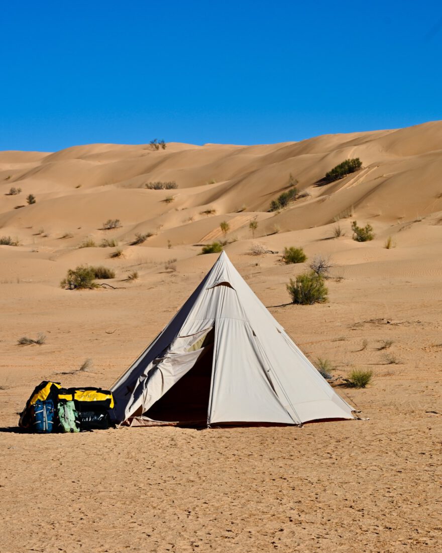 Zelt in der Sahara beim Camp von Bonheur Voyages