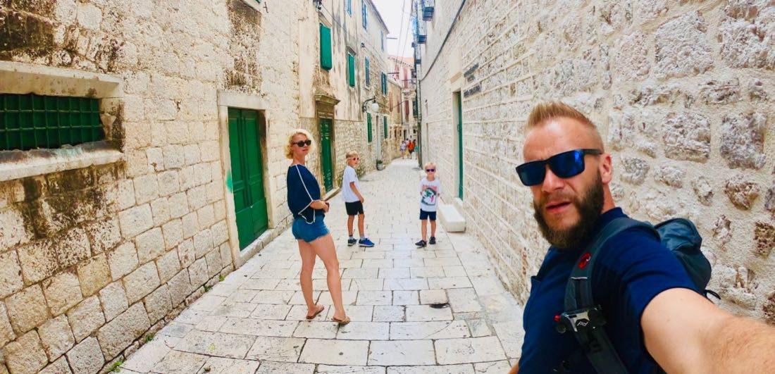 Fravely in der Altstadt von Šibenik