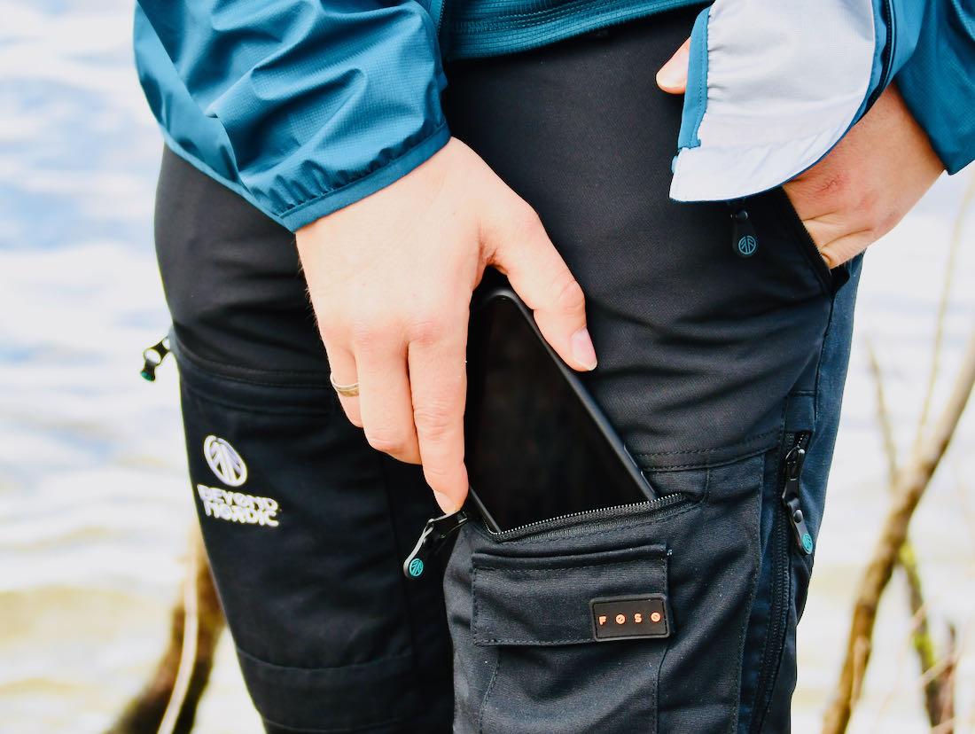 Beyond Nordic - Hose Handy Tasche